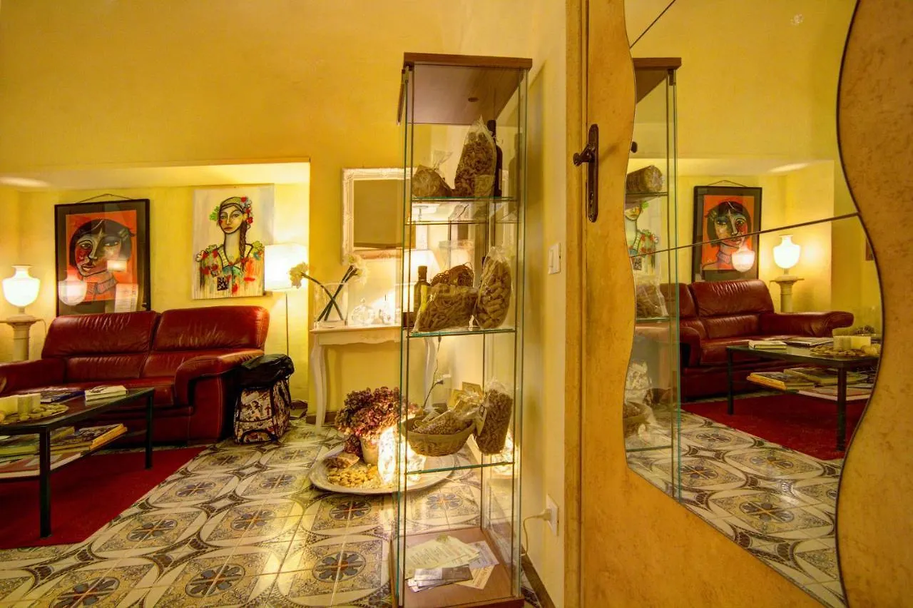 Albergo Etruria Volterra