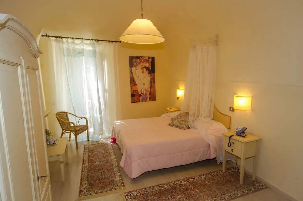 Albergo Etruria Volterra
