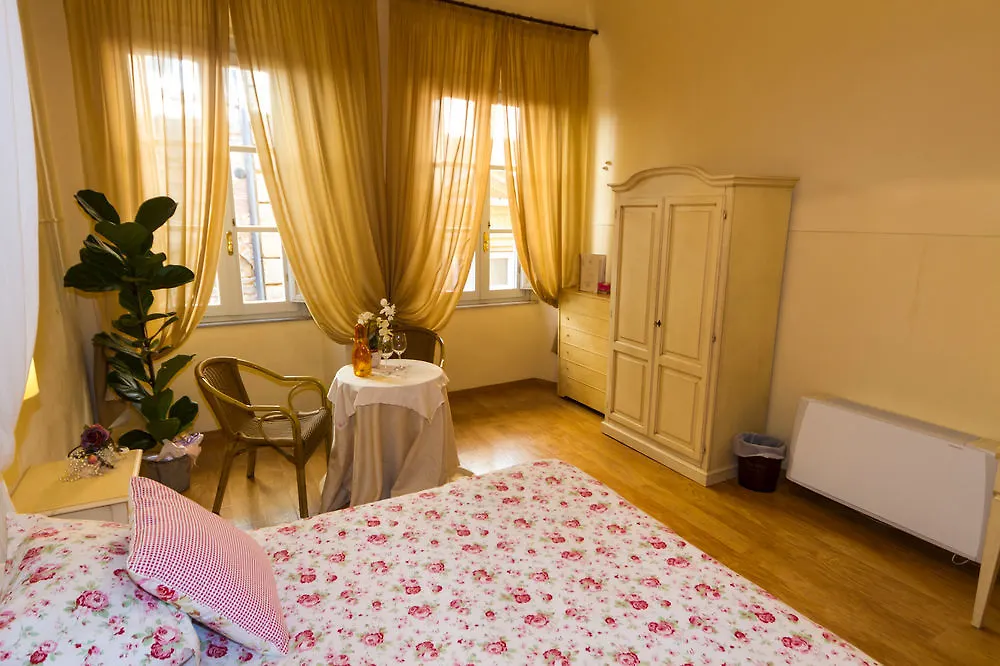 Albergo Etruria Volterra 3*,  Italy
